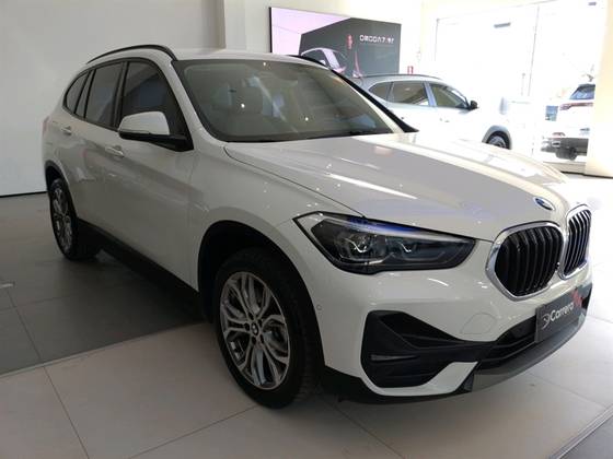 BMW X1 2.0 16V TURBO ACTIVEFLEX SDRIVE20I OUTDOOR 4P AUTOMÁTICO BMW X1 2.0 16V TURBO ACTIVEFLEX SDRIVE20I OUTDOOR 4P AUTOMÁTICO